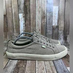 Cariuma Oca Suede Men 11 Shoes Low Top Beige Sneakers